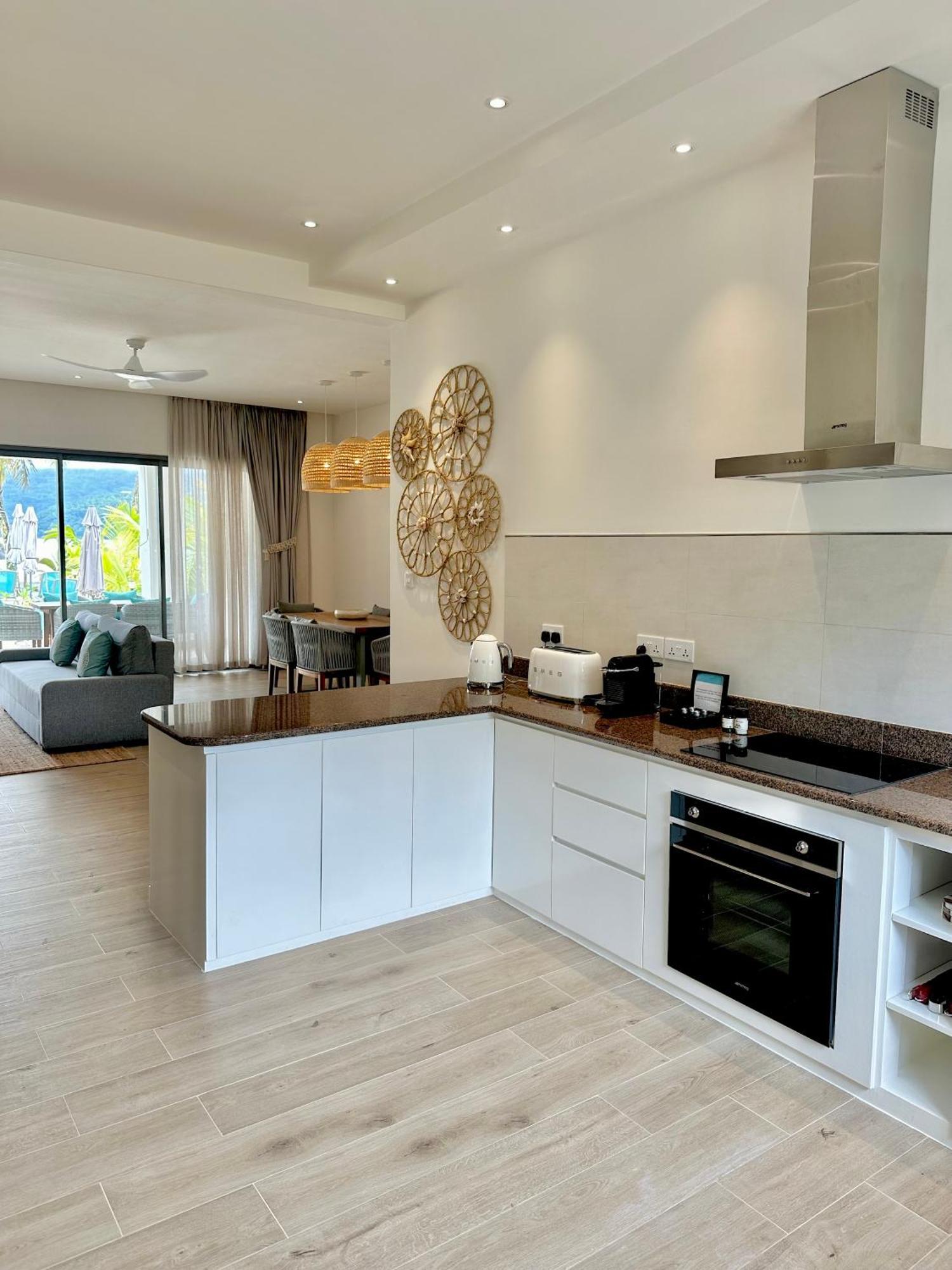 Pineapple Beach Villas Baie Lazare  Eksteriør bilde